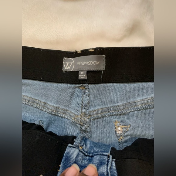 Wit & Wisdom Blue Jeans Shorts (NWT) - Picture 8 of 10